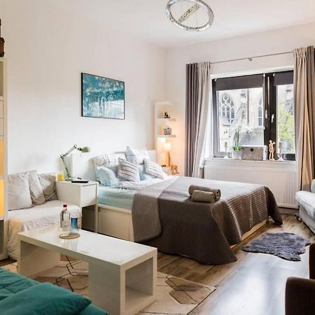 Beautiful Cozy 1-Room Apartment, Near Rhine Дюселдорф Екстериор снимка